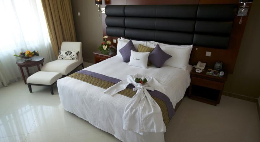 Delta Hotels By Marriott Dar Es Salaam Buitenkant foto